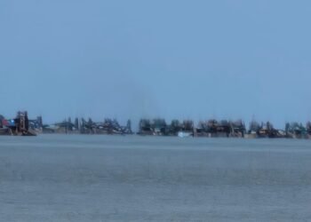 Masyarakat Pertanyakan Dugaan Aktivitas Tambang di Pantai Pasir Padi, Nama Oknum WA Mencuat